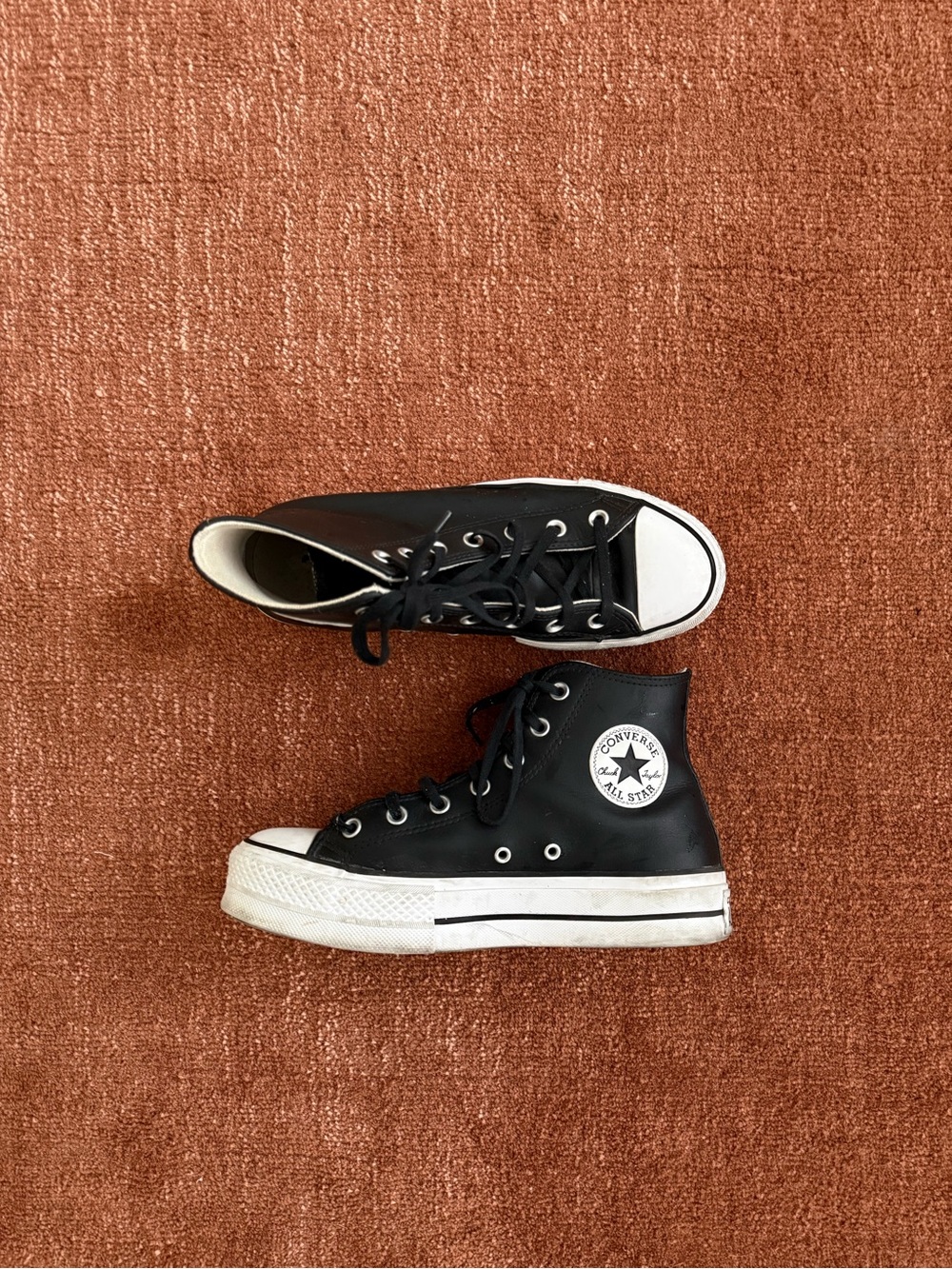 CONVERSE —  Chuck Taylor All Star Leather Lift Platform